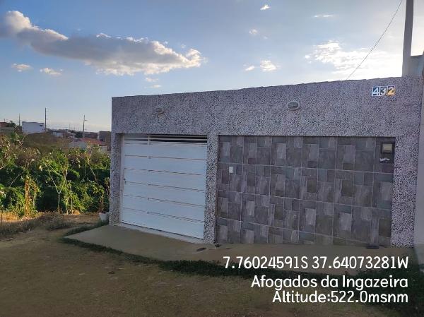Casa à venda com 3 quartos, 89.442m² por R$ 121.478,70 - Wallace Pinto Corretor