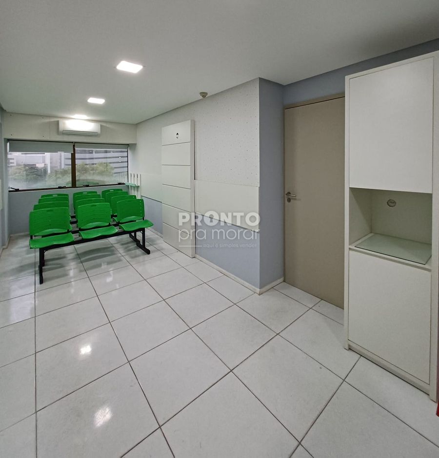 Sala/Conjunto Comercial em Ilha do Leite - Wallace Pinto Corretor