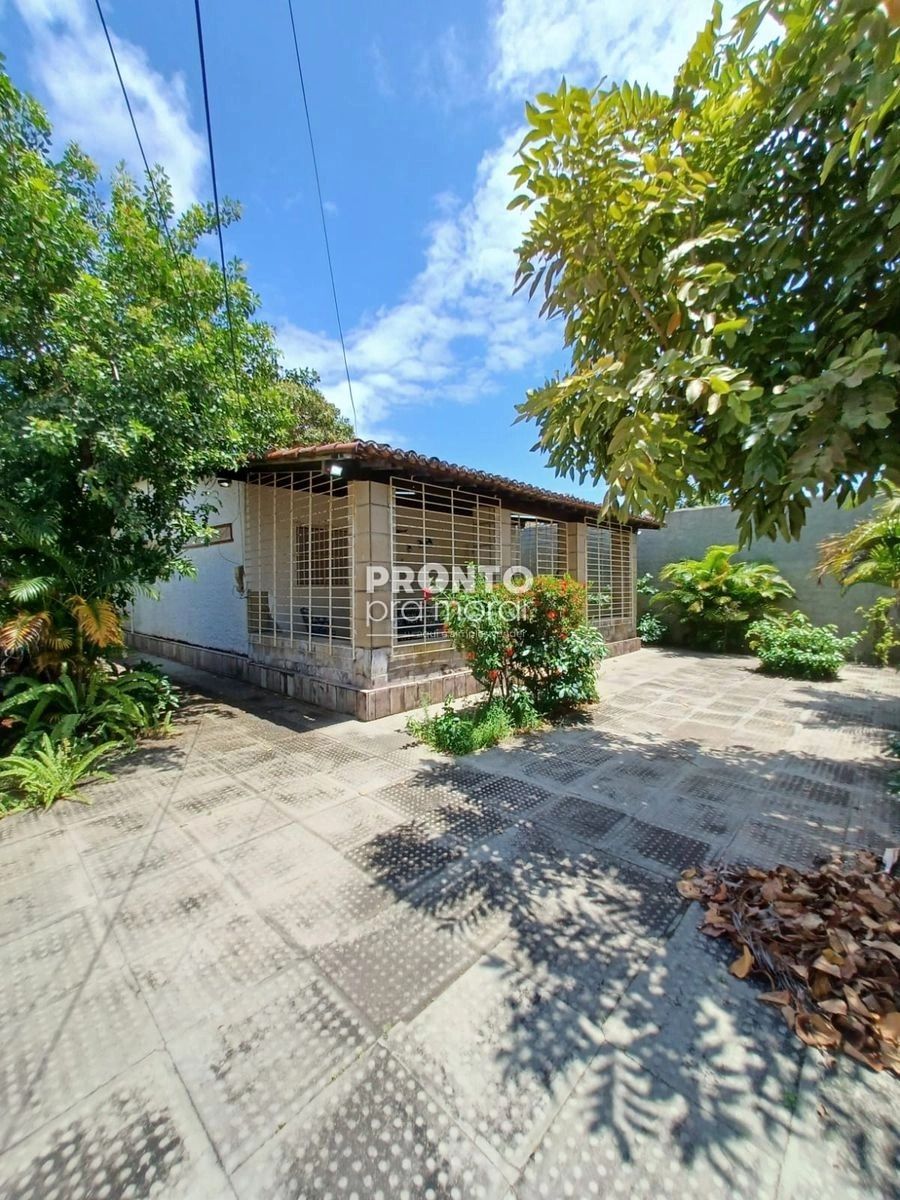 Casa com 3 quartos em Tamandaré - Wallace Pinto Corretor