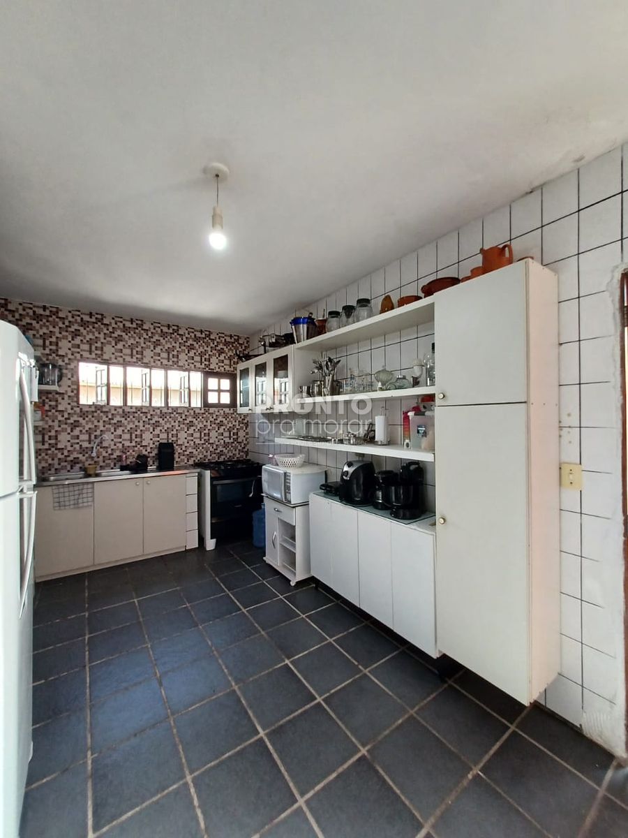 Casa com 4 quartos em Fragoso - Wallace Pinto Corretor