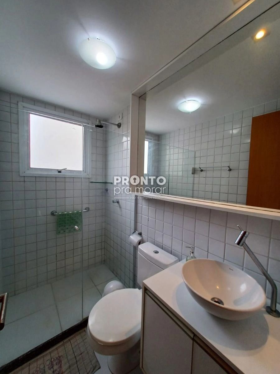Apartamento com 3 quartos em Muro Alto - Wallace Pinto Corretor