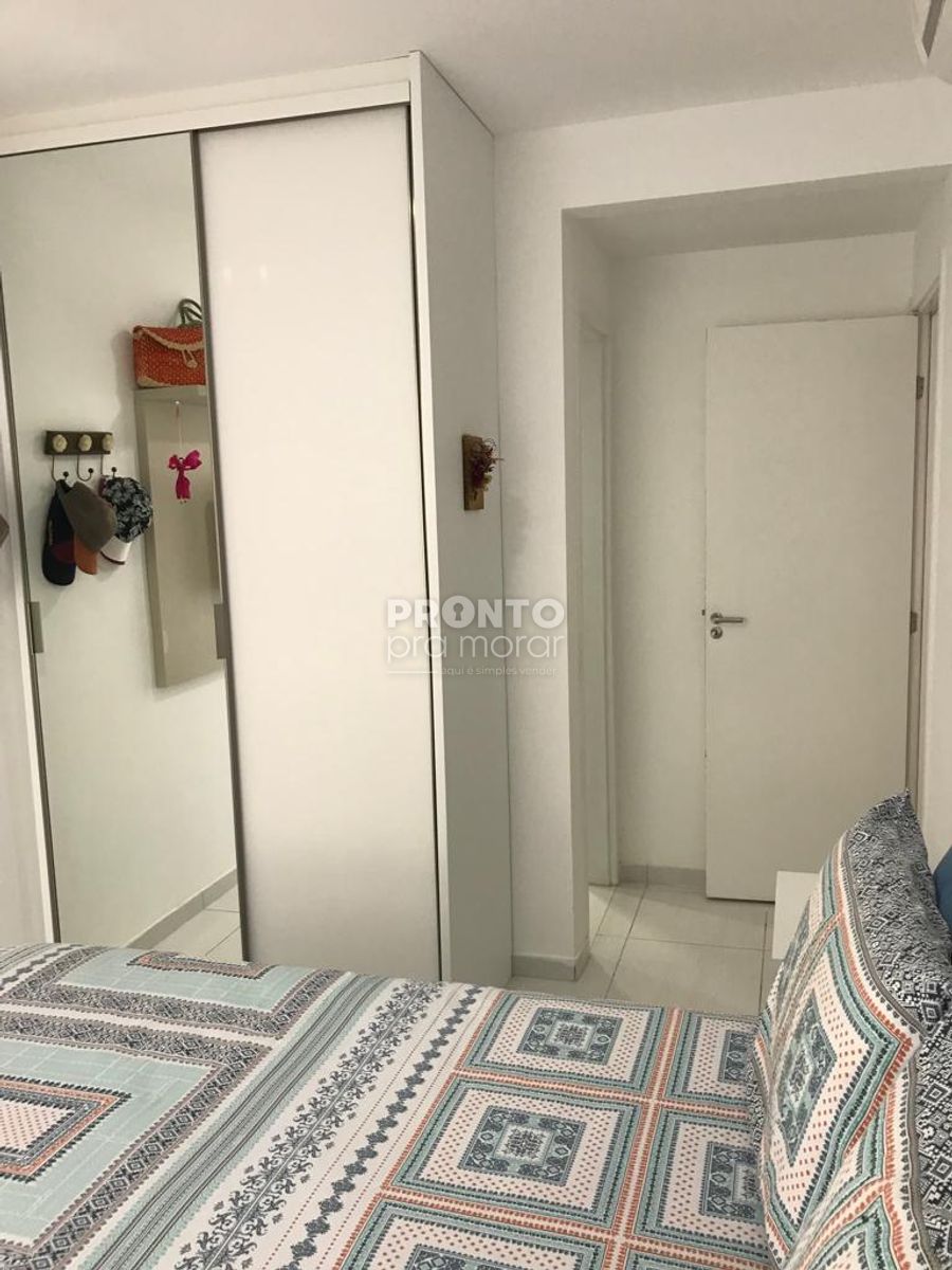 Apartamento com 2 quartos em Muro Alto - Wallace Pinto Corretor