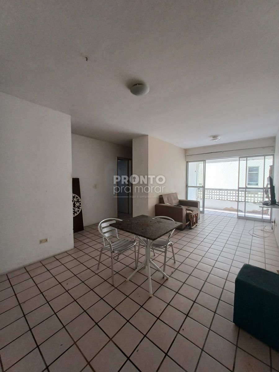 Apartamento com 2 quartos em Candeias - Wallace Pinto Corretor