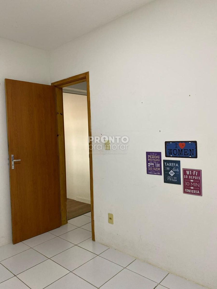 Apartamento com 2 quartos em Pau Amarelo - Wallace Pinto Corretor