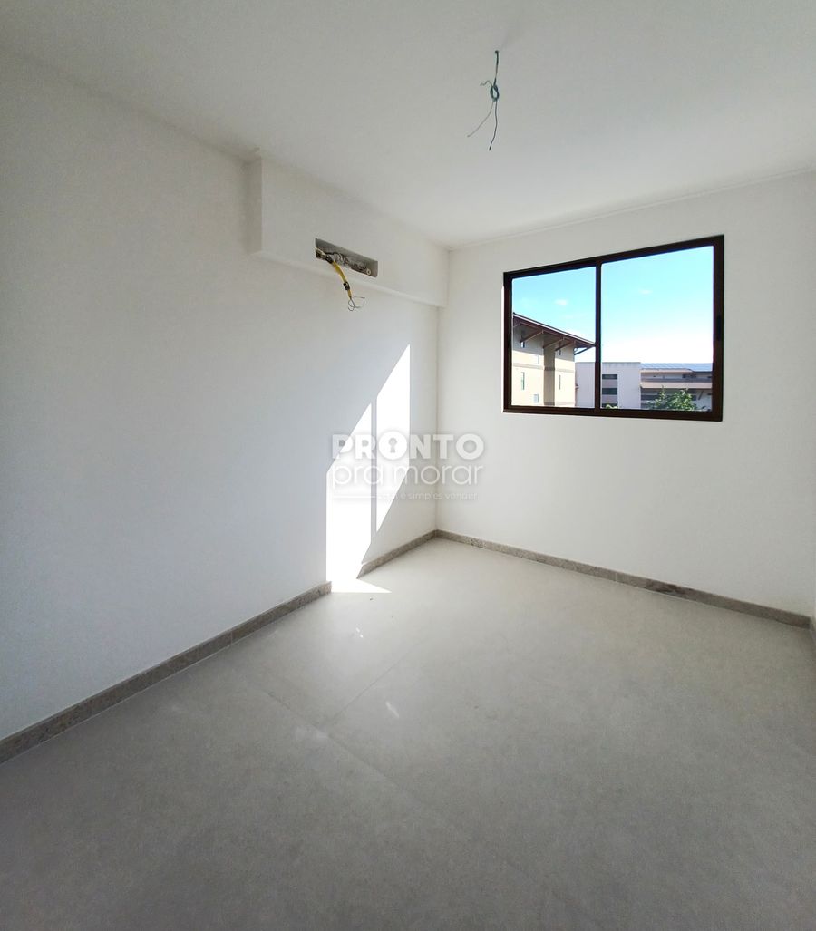 Apartamento com 2 quartos em Muro Alto - Wallace Pinto Corretor