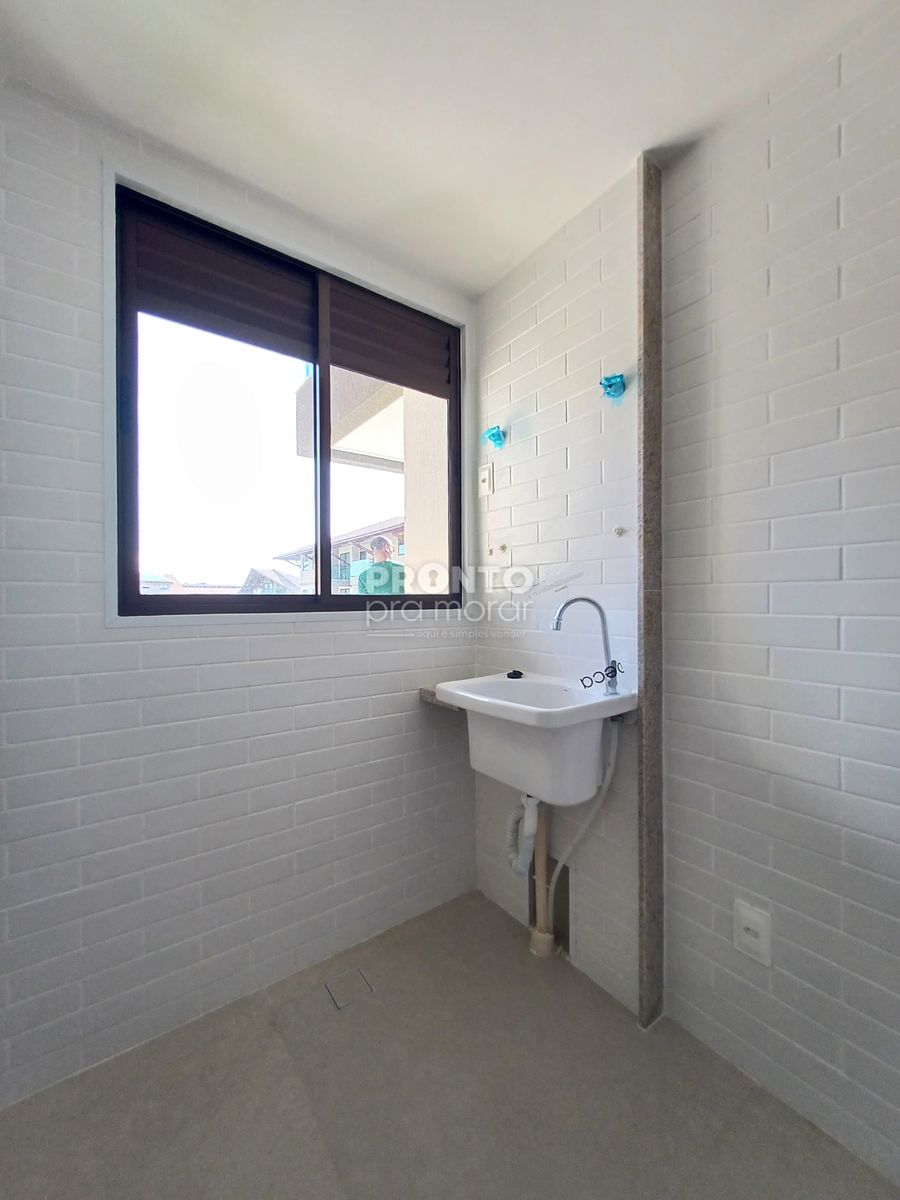 Apartamento com 2 quartos em Muro Alto - Wallace Pinto Corretor
