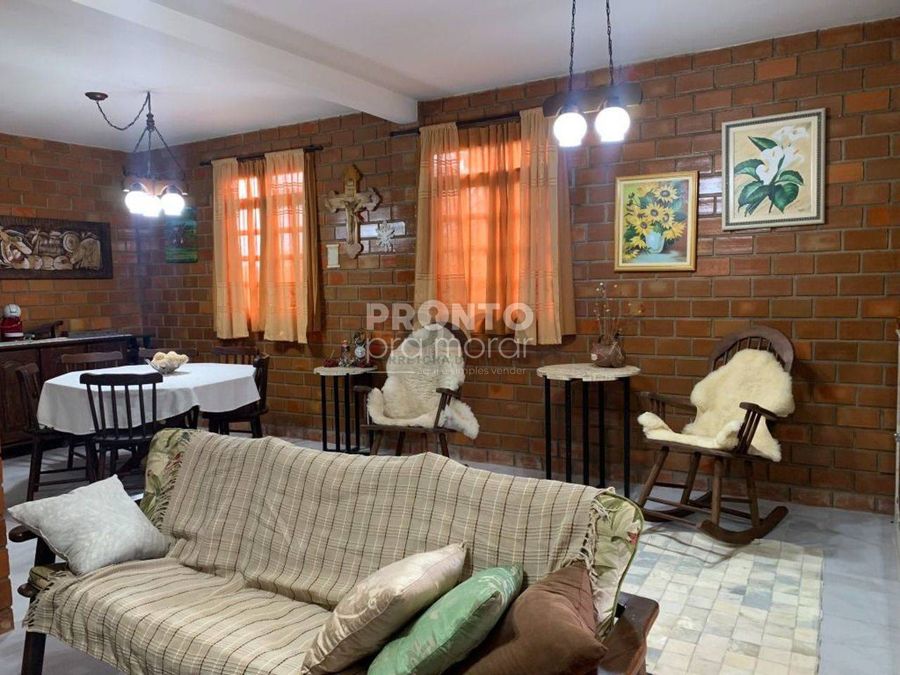 Casa com 4 quartos em Santana - Wallace Pinto Corretor