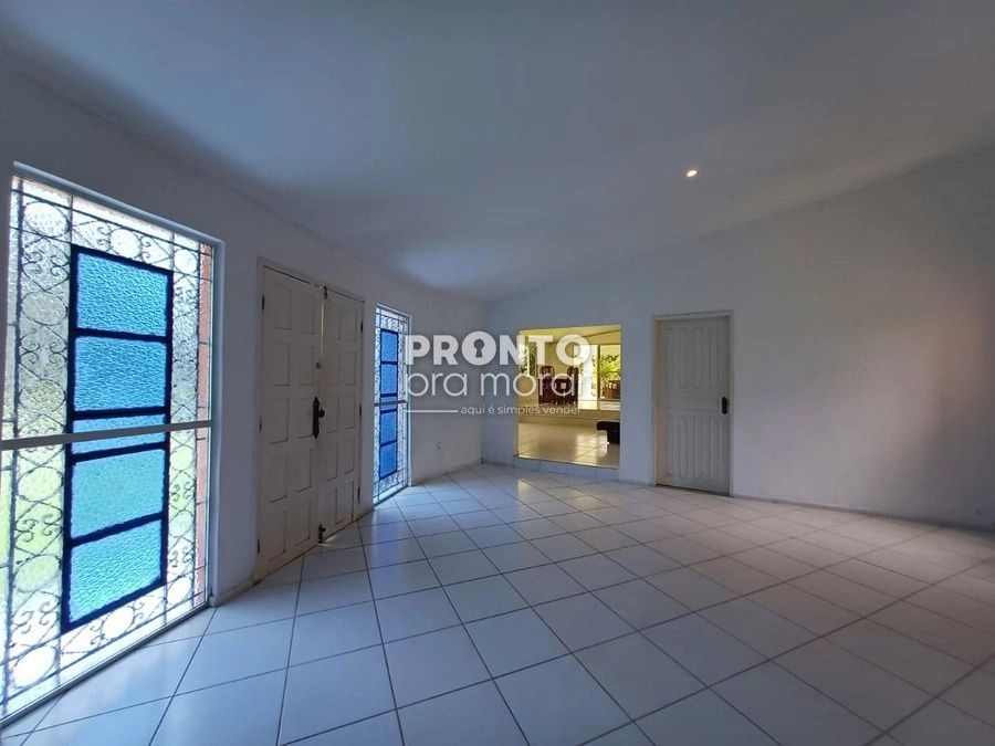 Casa com 5 quartos em Aldeia dos Camarás - Wallace Pinto Corretor