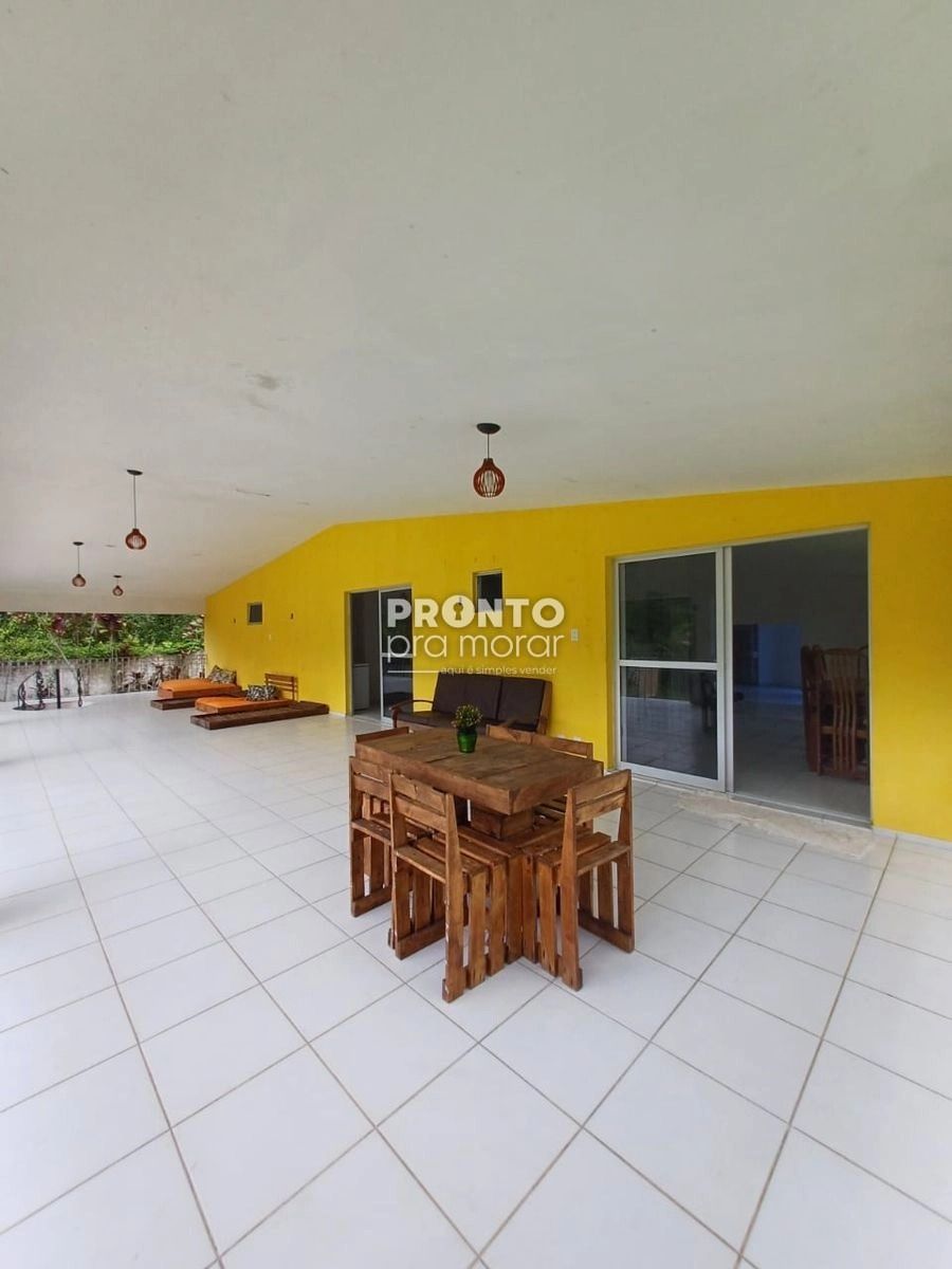 Casa com 5 quartos em Aldeia dos Camarás - Wallace Pinto Corretor