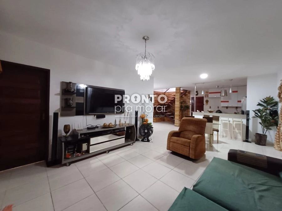 Casa com 4 quartos em Tamandaré - Wallace Pinto Corretor