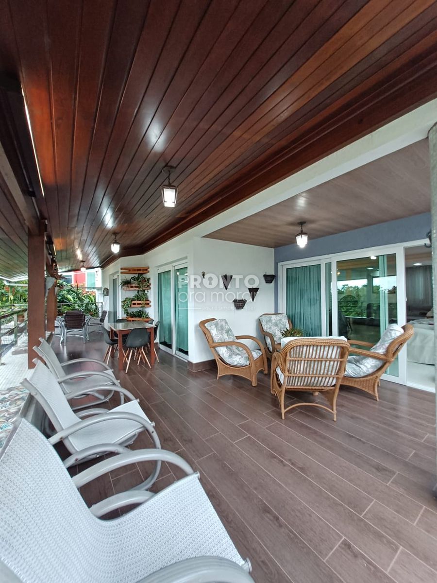 Casa, 5 quartos, 252 m² - Foto 10