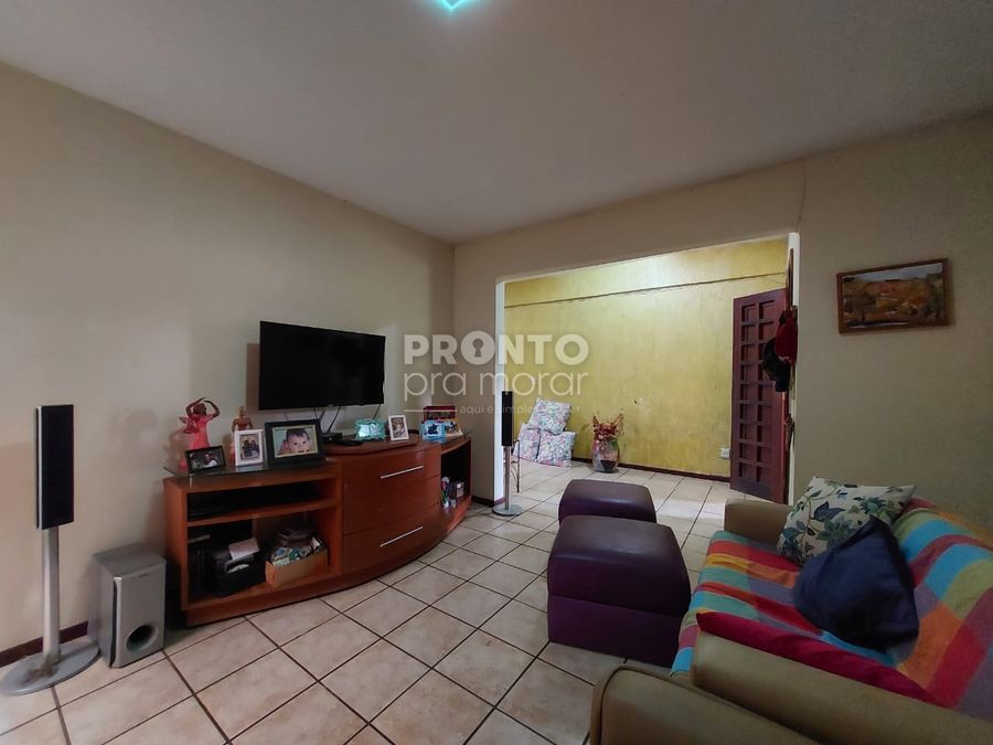 Casa, 5 quartos, 250 m² - Foto 13