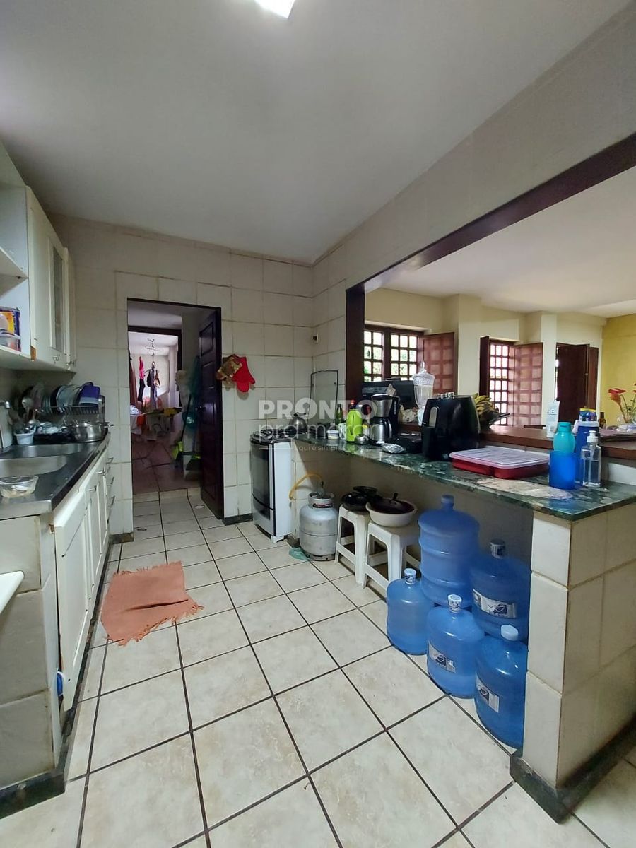 Casa, 5 quartos, 250 m² - Foto 12