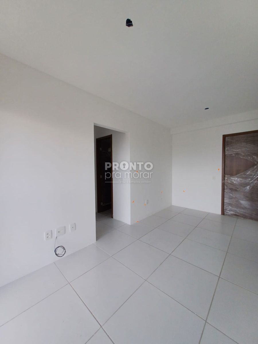 Apartamento com 2 quartos em Imbiribeira - Wallace Pinto Corretor