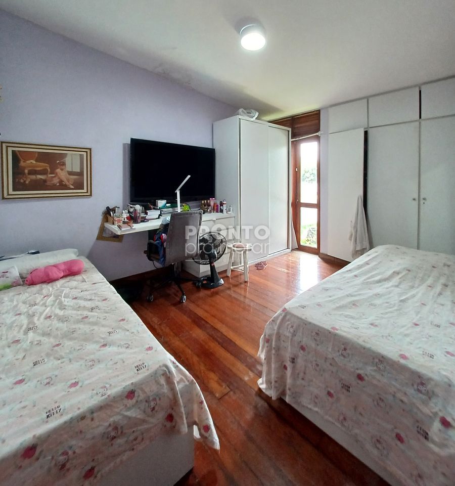 Casa com 4 quartos em Piedade - Wallace Pinto Corretor