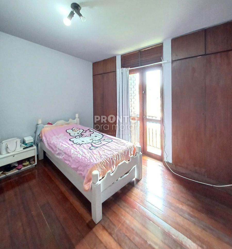 Casa com 4 quartos em Piedade - Wallace Pinto Corretor