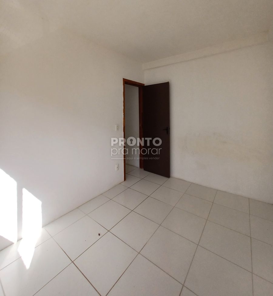 Apartamento com 2 quartos em Marcos Freire - Wallace Pinto Corretor