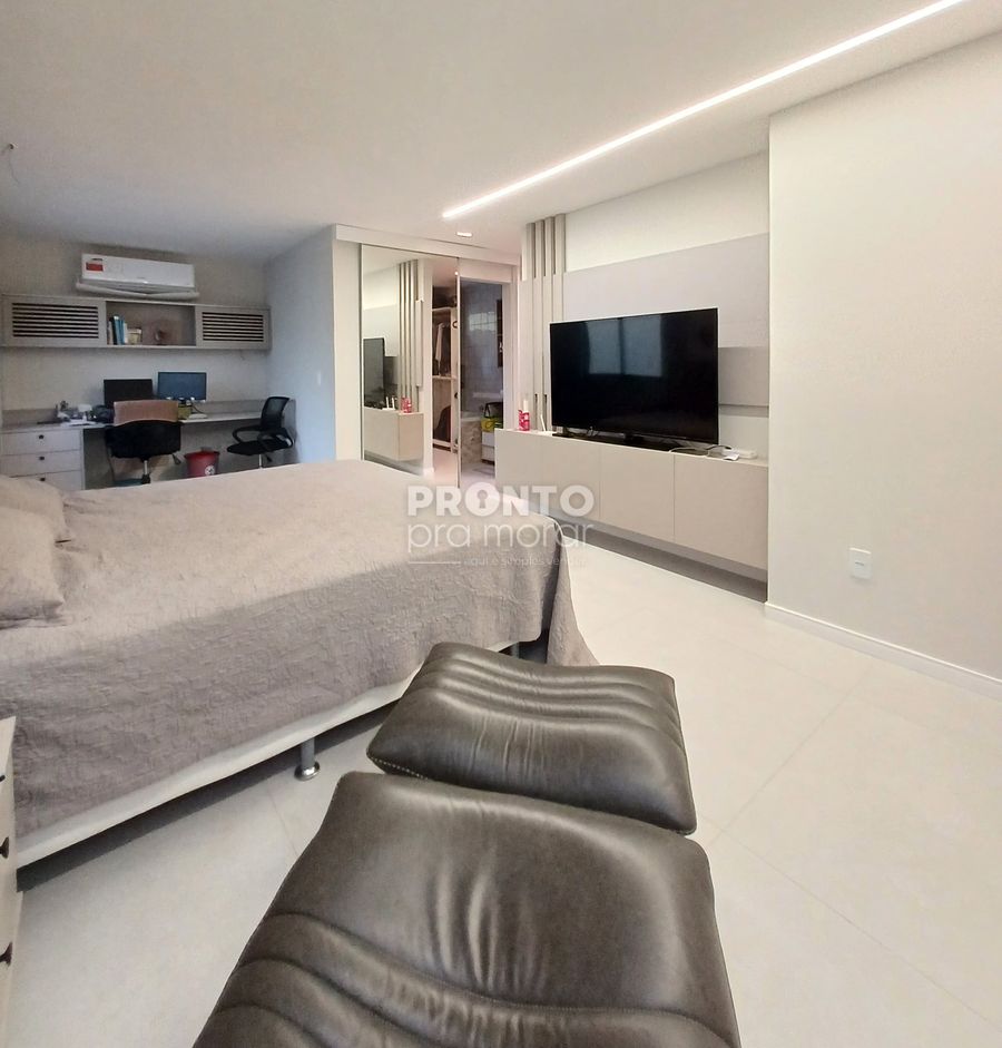 Casa, 4 quartos, 216 m² - Foto 8