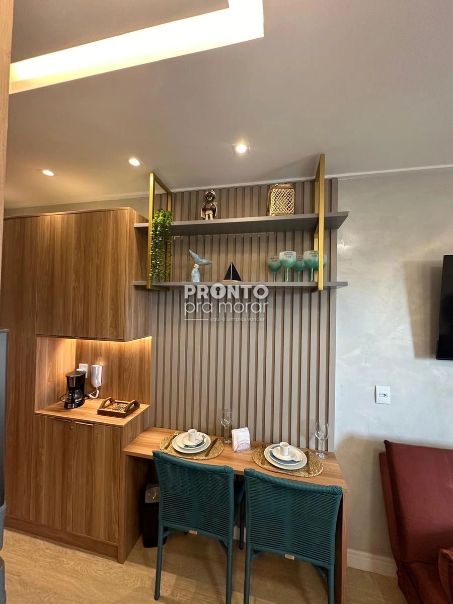 Flat com 1 quarto em Muro Alto - Wallace Pinto Corretor
