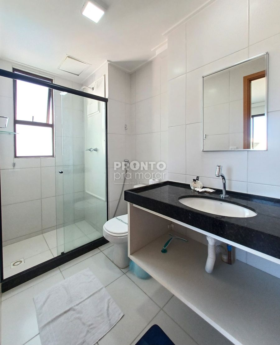 Apartamento com 2 quartos em Muro Alto - Wallace Pinto Corretor