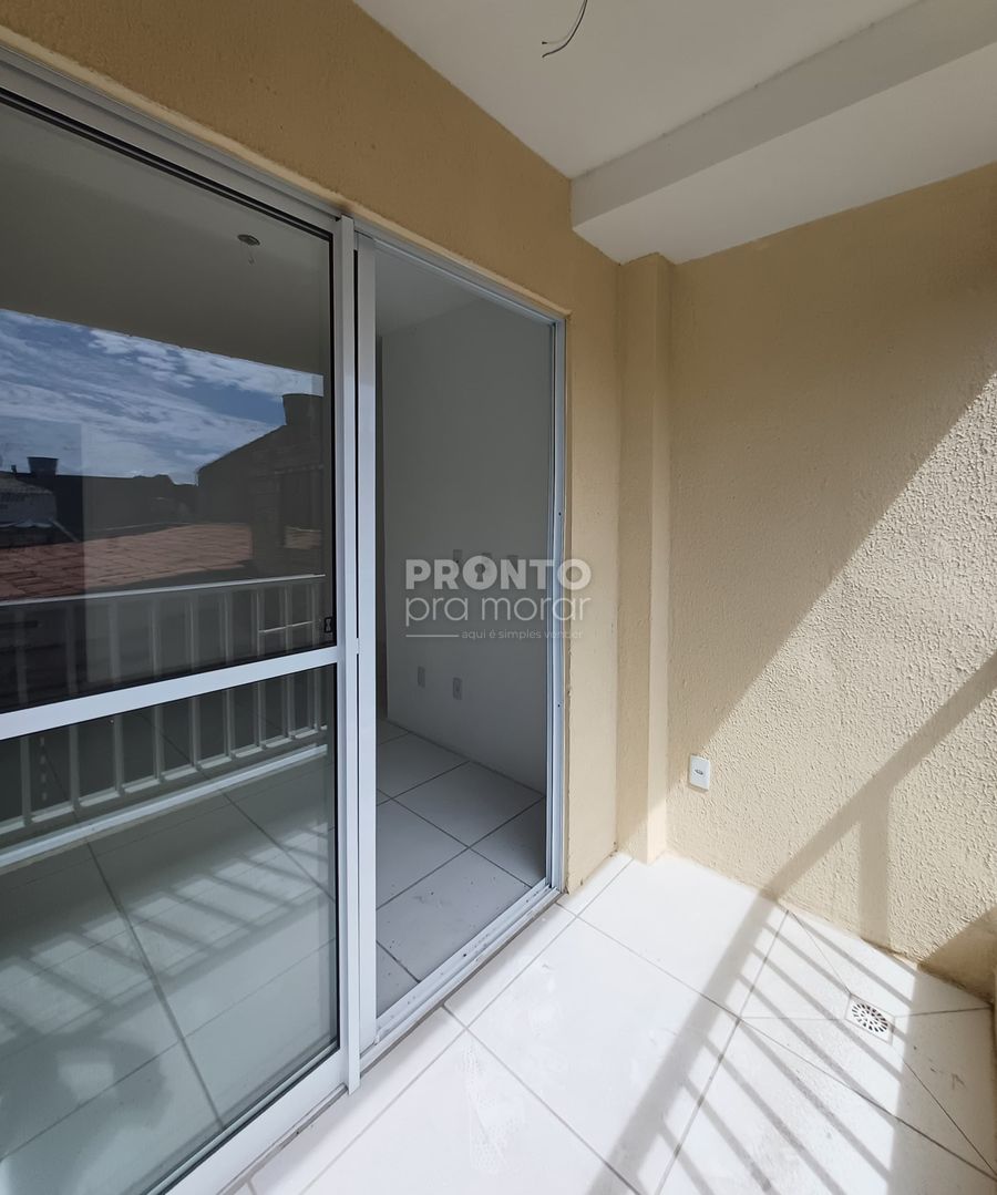 Apartamento com 2 quartos em Pau Amarelo - Wallace Pinto Corretor