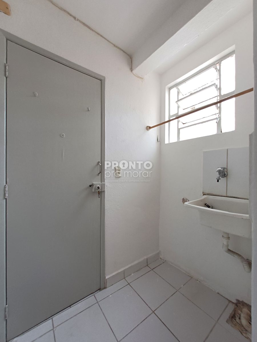 Apartamento com 2 quartos em Espinheiro - Wallace Pinto Corretor