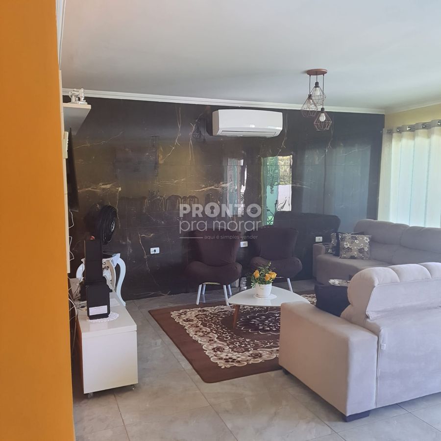 Casa, 4 quartos, 217 m² - Foto 1