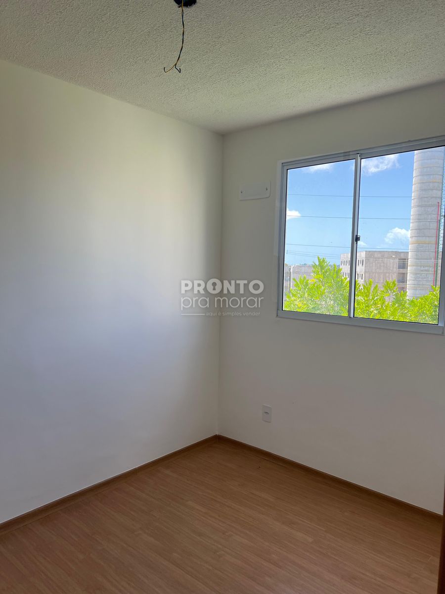 Apartamento com 2 quartos em Fragoso - Wallace Pinto Corretor