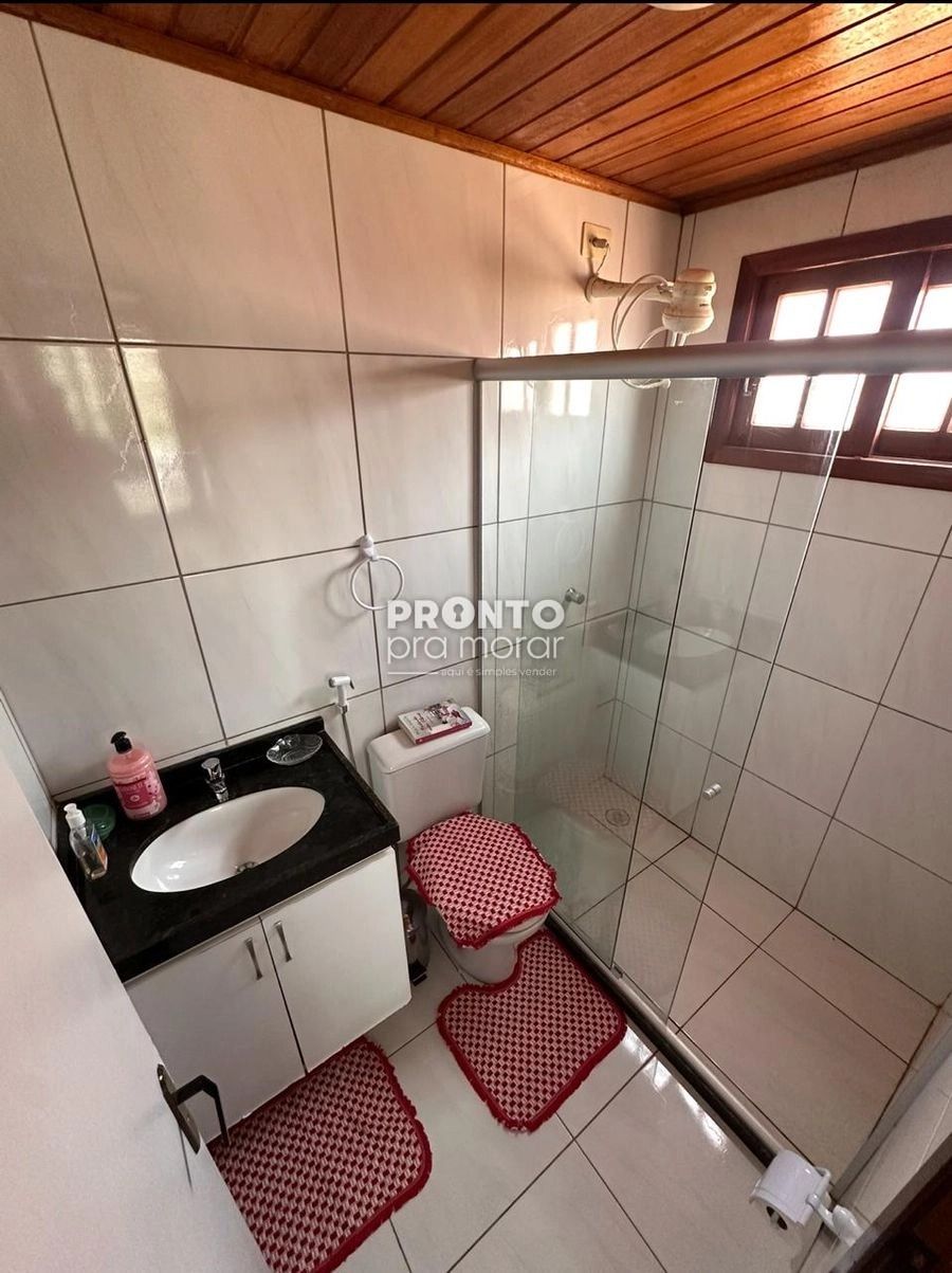 Casa de Condomínio com 4 quartos em Alpes Suiços - Wallace Pinto Corretor