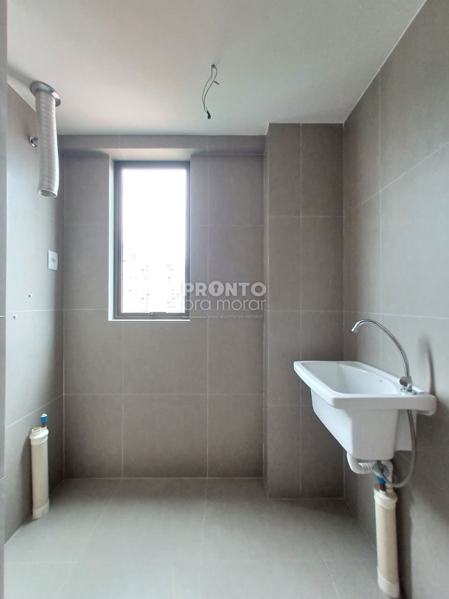 Flat com 1 quarto em Casa Forte - Wallace Pinto Corretor
