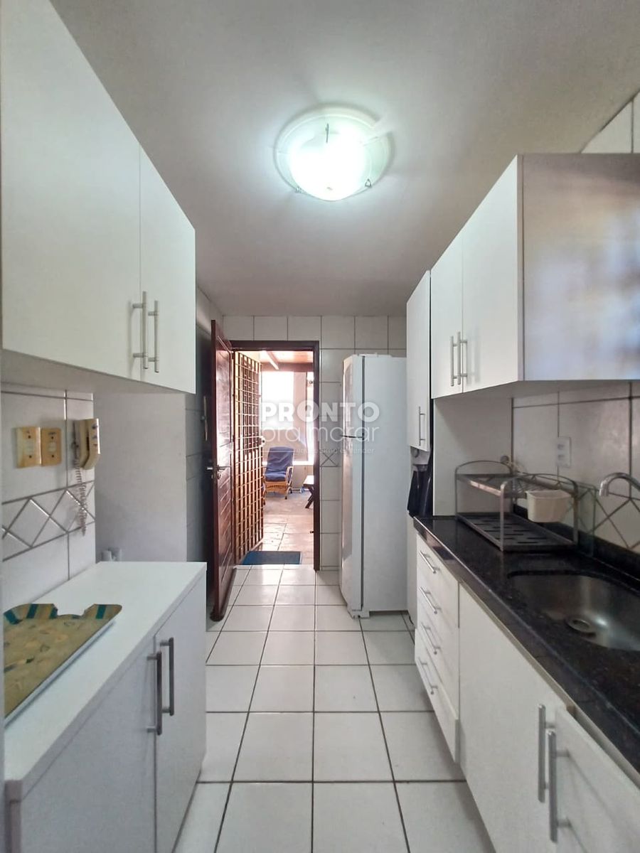 Casa, 4 quartos, 272 m² - Foto 31