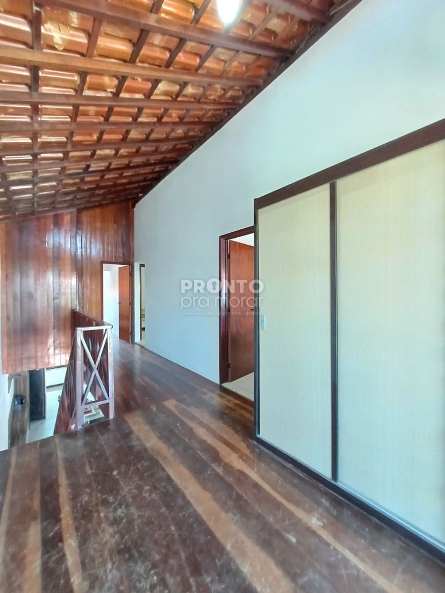 Casa, 4 quartos, 250 m² - Foto 19