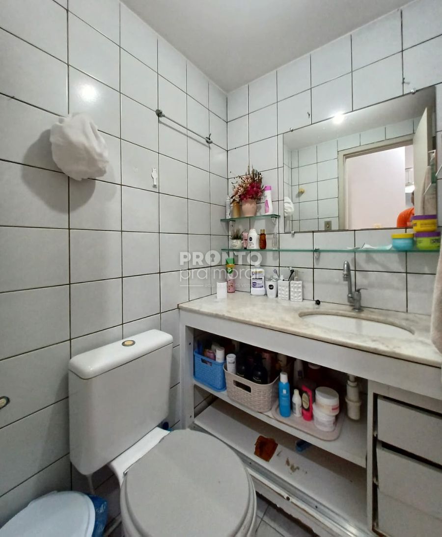 Apartamento com 2 quartos em Candeias - Wallace Pinto Corretor