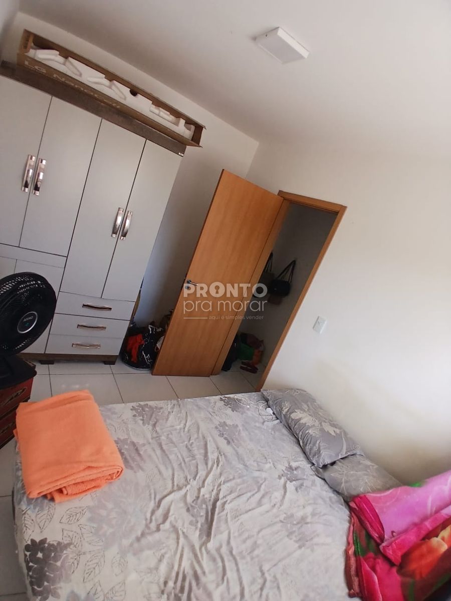 Apartamento com 2 quartos em Pau Amarelo - Wallace Pinto Corretor