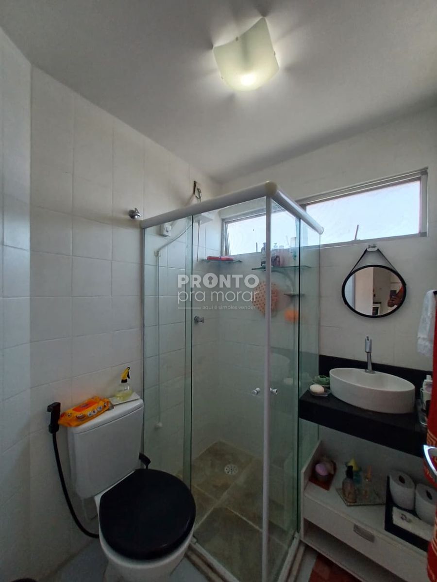 Apartamento com 2 quartos em Candeias - Wallace Pinto Corretor