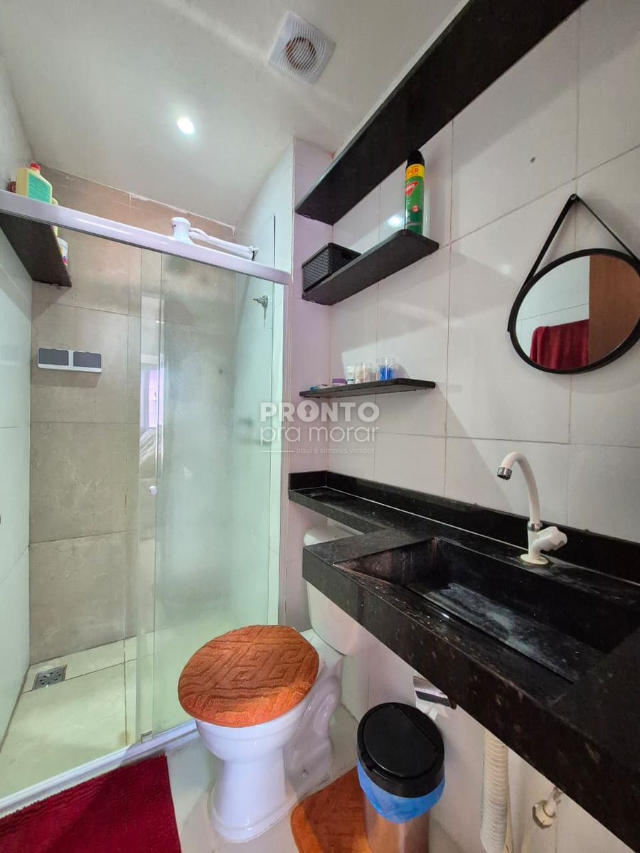 Apartamento com 2 quartos em Pau Amarelo - Wallace Pinto Corretor