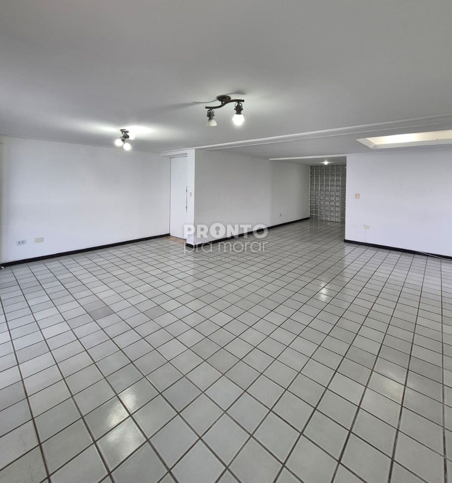 Apartamento com 4 quartos em Candeias - Wallace Pinto Corretor