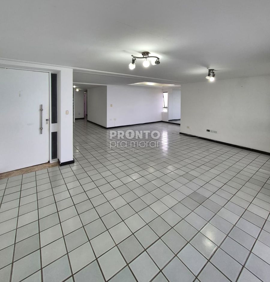 Apartamento com 4 quartos em Candeias - Wallace Pinto Corretor