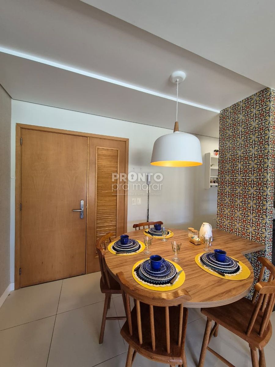 Apartamento com 2 quartos em Muro Alto - Wallace Pinto Corretor