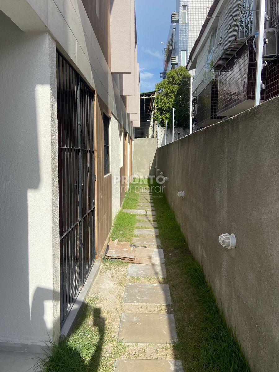 Casa de Condomínio com 2 quartos em Janga - Wallace Pinto Corretor