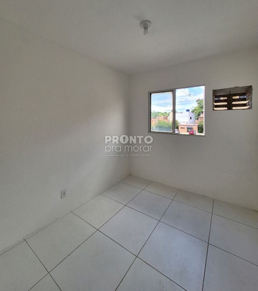 Apartamento com 2 quartos em Vila Torres Galvão - Wallace Pinto Corretor