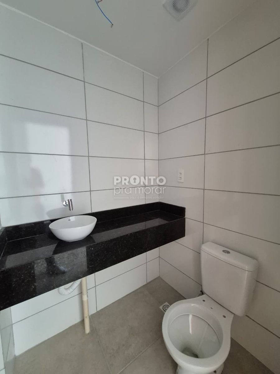 Flat com 1 quarto em Carneiros - Wallace Pinto Corretor