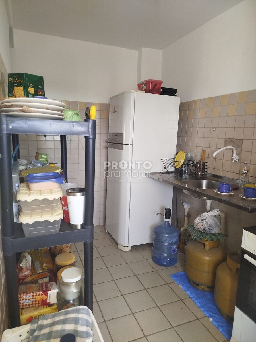 Apartamento com 2 quartos em Candeias - Wallace Pinto Corretor
