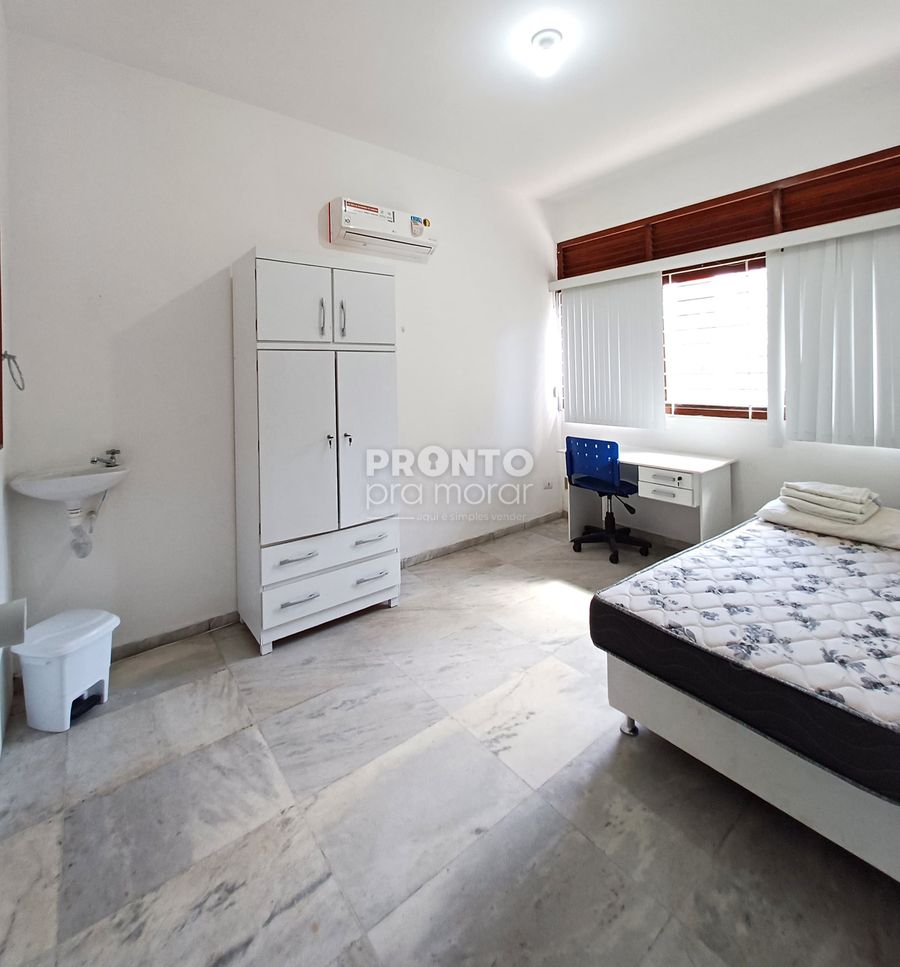 Casa, 8 quartos, 184 m² - Foto 3