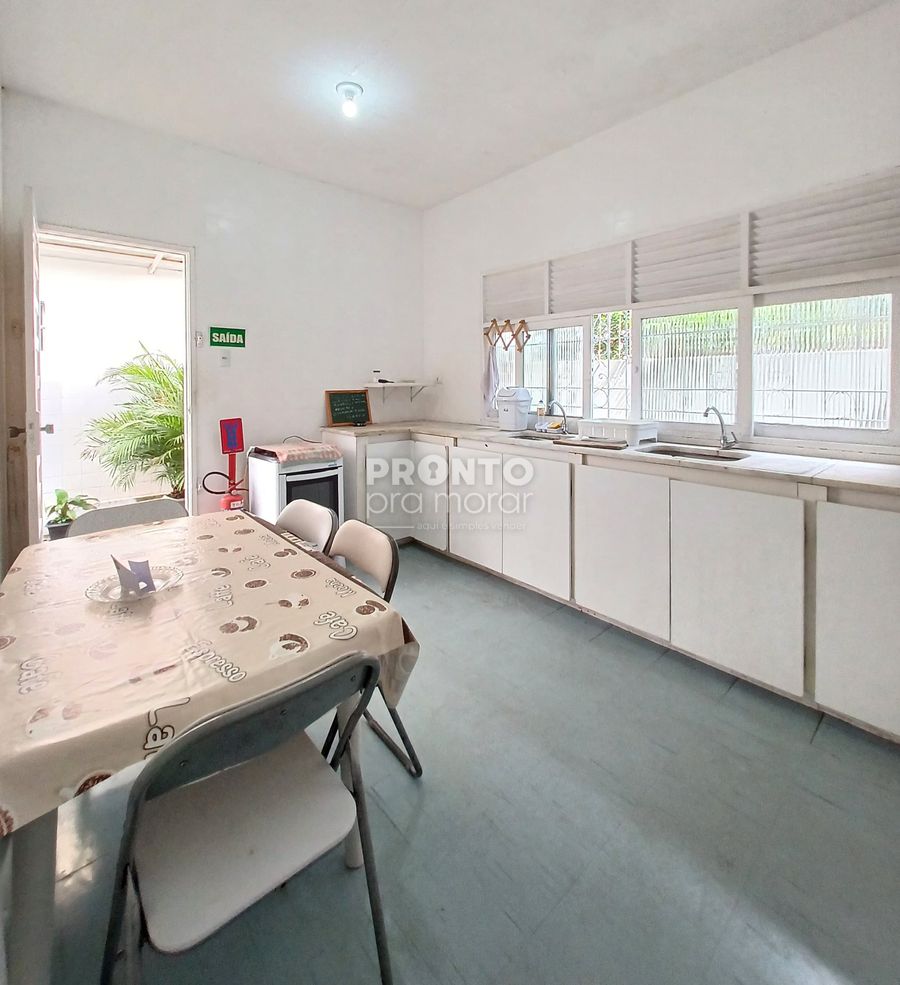 Casa, 8 quartos, 184 m² - Foto 5