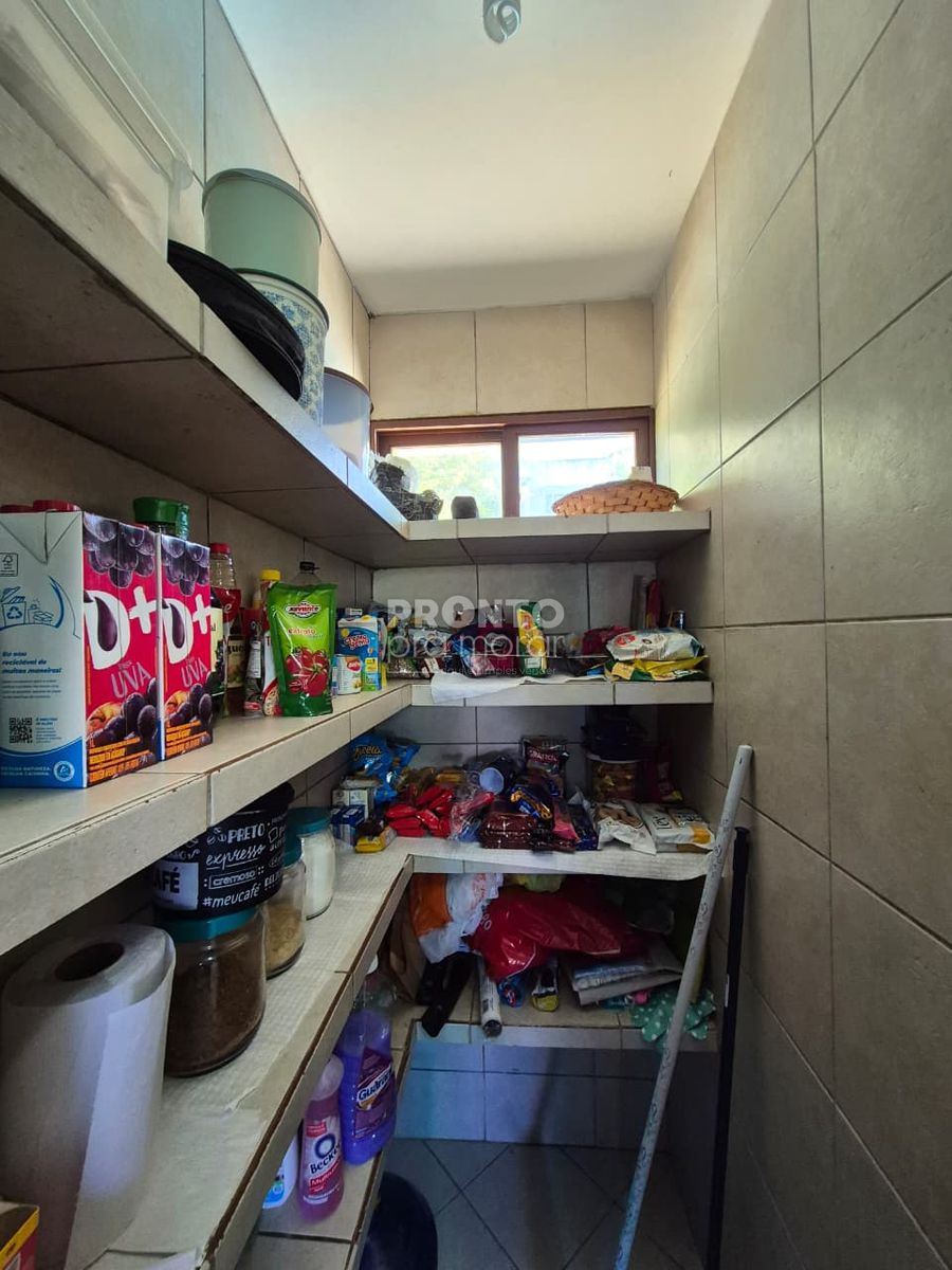 Casa, 3 quartos, 249 m² - Foto 14