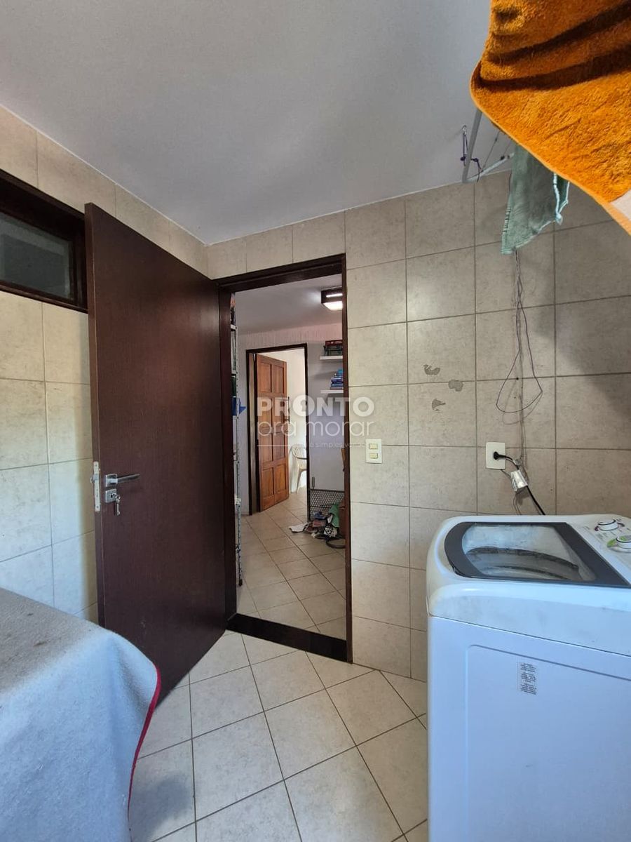 Casa, 3 quartos, 249 m² - Foto 21