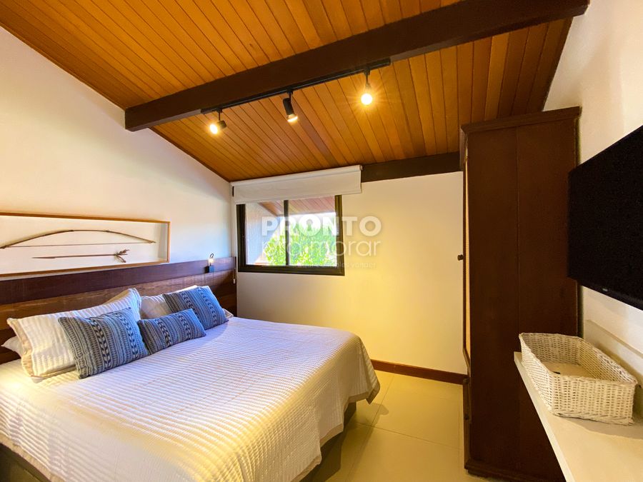 Casa, 4 quartos, 210 m² - Foto 13