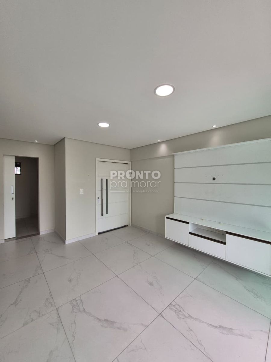 Apartamento com 2 quartos em Boa Viagem - Wallace Pinto Corretor