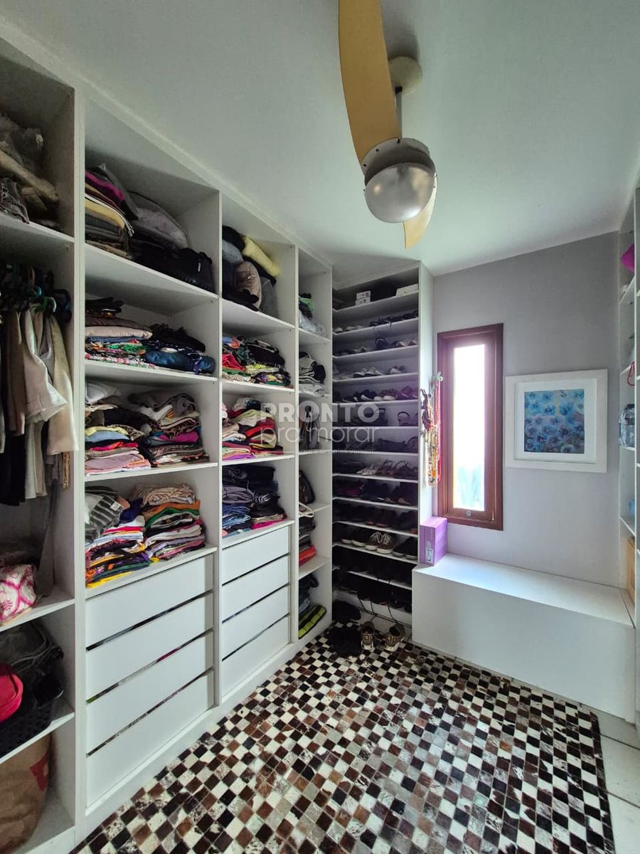 Casa, 3 quartos, 231 m² - Foto 2